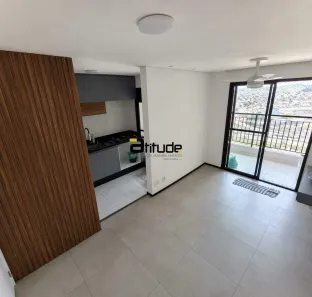 Apartamento com 2 Quartos para alugar, 51m² no São Pedro, Osasco