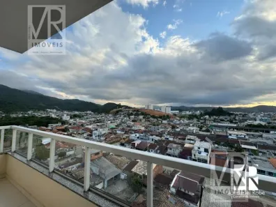 Apartamento com 2 Quartos para alugar, 58m² no Cedro, Camboriú