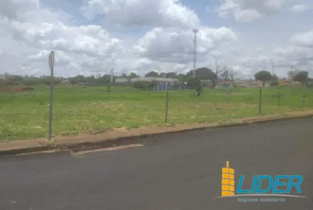 Lote/Terreno à venda, 425m² no Santa Rosa, Uberlândia