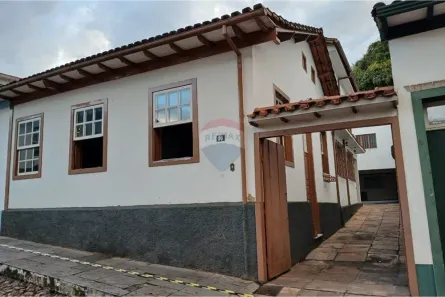 Imóvel Comercial com 4 Quartos à venda, 174m² no , Mariana