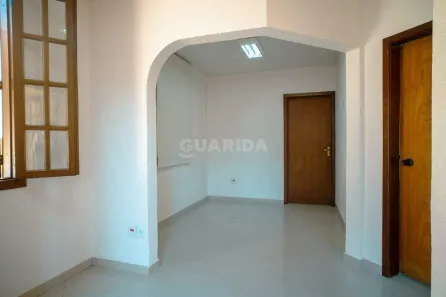 Casa com 2 Quartos para alugar, 65m² no Santa Maria Goretti, Porto Alegre