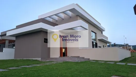 Casa com 4 Quartos à venda, 150m² no São João do Rio Vermelho, Florianópolis