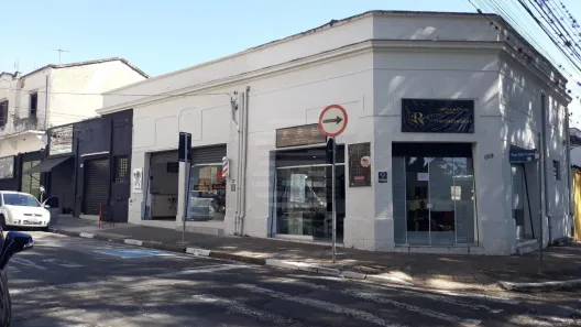 Prédio Comercial à venda, 220m² no Vila Industrial, Campinas