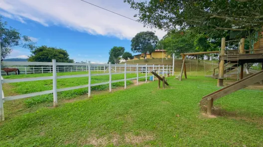 Fazenda/Sítio com 3 Quartos à venda, 600m² no Luiz Carlos, Guararema