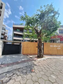 Apartamento com 3 Quartos para alugar, 140m² no Mata da Praia, Vitória