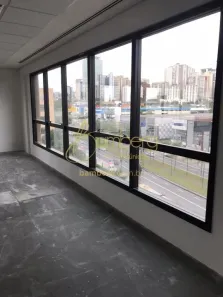 Sala Comercial para alugar, 338m² no Alphaville Industrial, Barueri