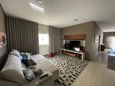 Casa de Condomínio com 4 Quartos à venda, 351m² no Vila Aviação, Bauru