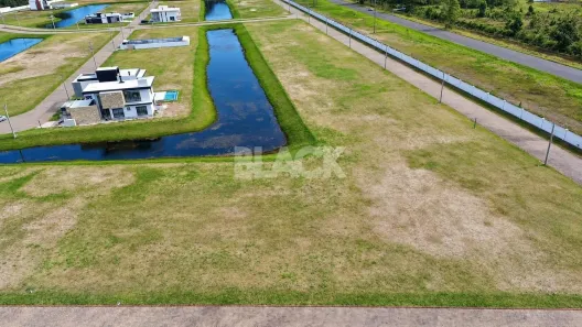 Lote/Terreno à venda, 360m² no Torres, Torres