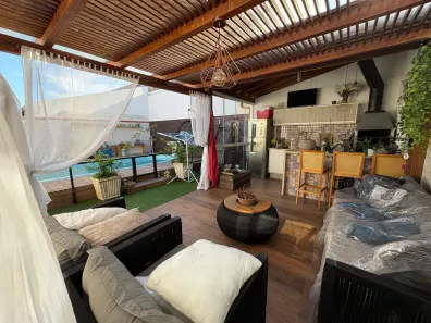 Casa com 2 Quartos à venda, 90m² no Madri, Palhoça
