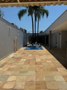 Imóvel Comercial com 3 Quartos para alugar, 332m² no Osvaldo Rezende, Uberlândia