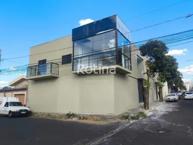 Prédio Comercial com 4 Quartos para alugar, 360m² no Saraiva, Uberlândia