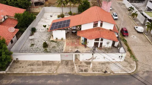 Casa com 3 Quartos à venda, 199m² no Aeroporto, Mossoró