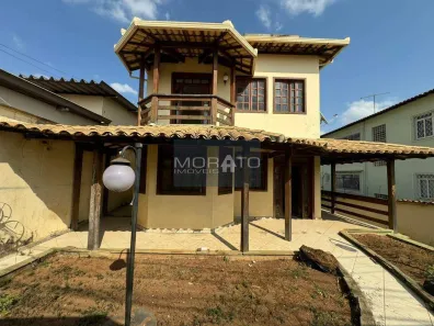 Casa com 3 Quartos à venda, 343m² no Três Barras, Contagem