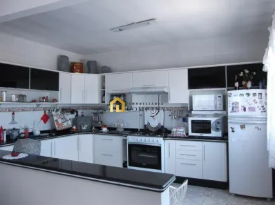 Sobrado com 5 Quartos à venda, 360m² no Jardim Ferreira, Sorocaba