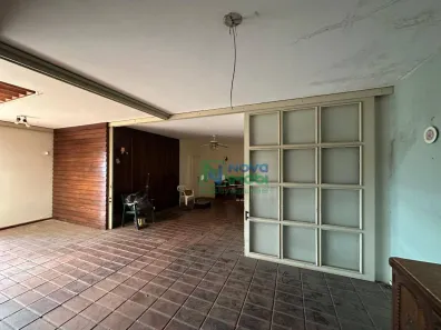 Casa com 4 Quartos à venda, 400m² no Centro, Piracicaba