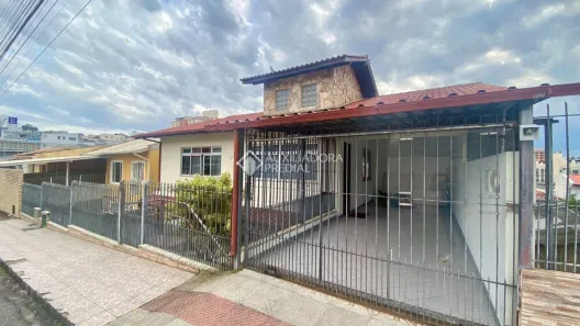 Casa com 4 Quartos à venda, 200m² no Jardim Atlântico, Florianópolis