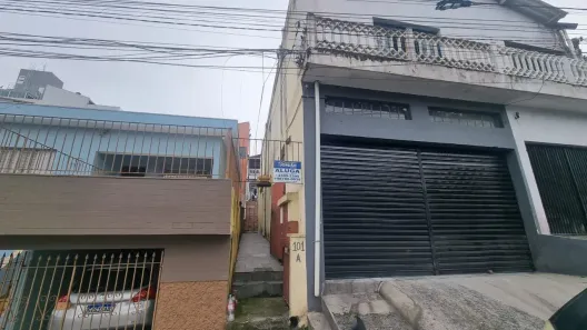 Casa com 1 Quarto para alugar, 45m² no Vila Bocaina, Mauá