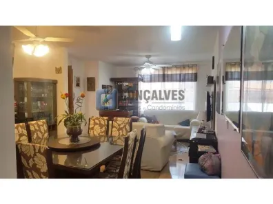Sobrado com 4 Quartos à venda, 250m² no Taboão, Diadema