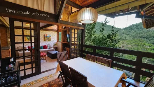 Apartamento com 3 Quartos à venda, 98m² no Pedro do Rio, Petrópolis