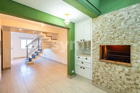 Casa de Condomínio com 3 Quartos à venda, 129m² no Santo Inácio, Curitiba