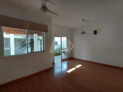 Casa de Condomínio com 3 Quartos para alugar, 200m² no Dois Córregos, Piracicaba