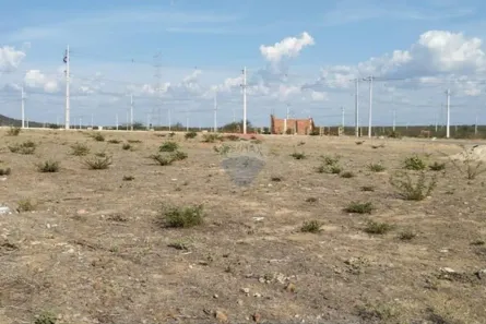 Lote/Terreno à venda, 140m² no Santa Maria Goretti, Juazeiro