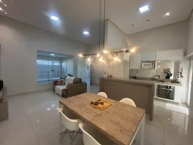 Casa com 3 Quartos à venda, 138m² no Parque Universitário, Americana