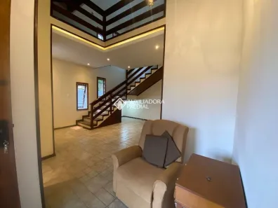 Casa com 4 Quartos para alugar, 200m² no Campeche, Florianópolis