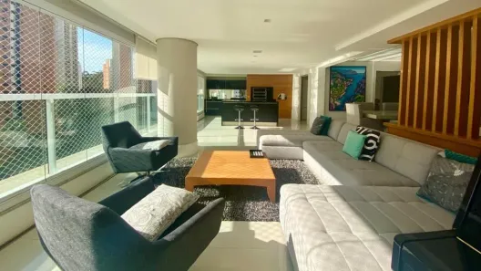 Apartamento com 4 Quartos à venda, 547m² no Vila Uberabinha, São Paulo