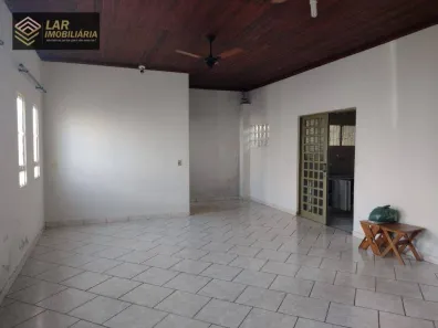 Casa com 2 Quartos à venda, 170m² no Centro, Botucatu