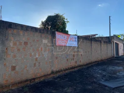 Lote/Terreno à venda, 302m² no Parque Laranjeiras, Araraquara