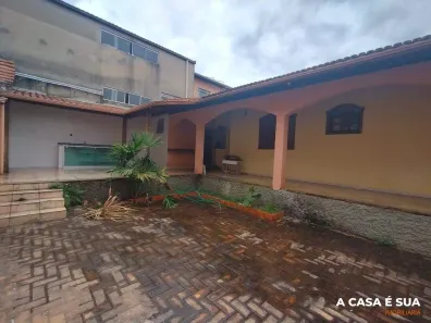 Casa com 4 Quartos à venda, 232m² no Fonte Grande, Contagem
