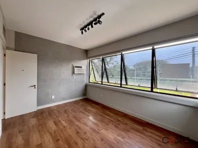 Sala Comercial à venda, 39m² no Praia de Belas, Porto Alegre