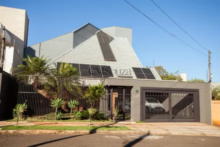 Casa com 4 Quartos à venda, 403m² no Jardim Itatiaia 2, Londrina