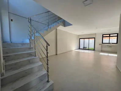 Casa com 3 Quartos à venda, 158m² no Manguinhos, Serra