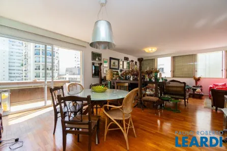 Apartamento com 3 Quartos à venda, 210m² no Santa Cecília, São Paulo