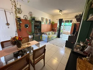 Casa de Condomínio com 2 Quartos à venda, 59m² no Wanel Ville, Sorocaba