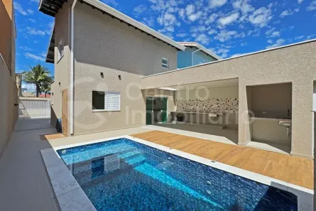 Casa com 4 Quartos à venda, 213m² no Jardim Casablanca, Peruíbe
