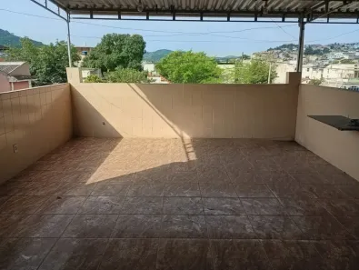 Casa com 5 Quartos à venda, 250m² no Cavalcanti, Rio de Janeiro
