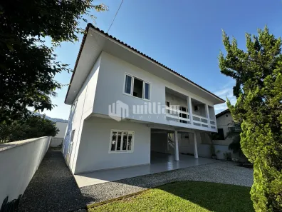 Casa com 4 Quartos à venda, 278m² no Jardim Maluche, Brusque