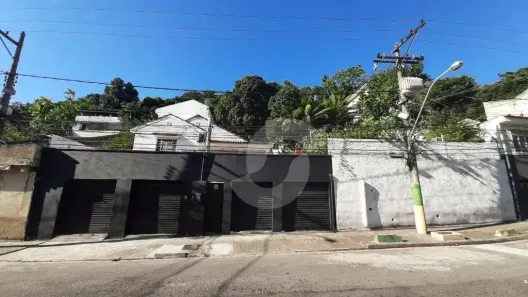 Lote/Terreno à venda, 5000m² no Santa Rosa, Niterói