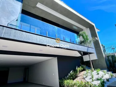 Casa com 4 Quartos à venda, 332m² no Região do Lago, Cascavel