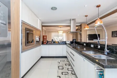 Apartamento com 3 Quartos à venda, 139m² no Tingui, Curitiba