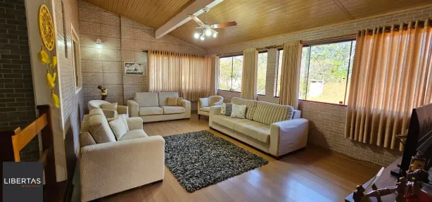 Casa com 3 Quartos à venda, 160m² no Guarujá, Porto Alegre