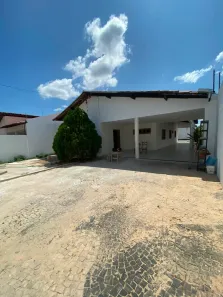 Casa com 3 Quartos para alugar, 300m² no Ininga, Teresina