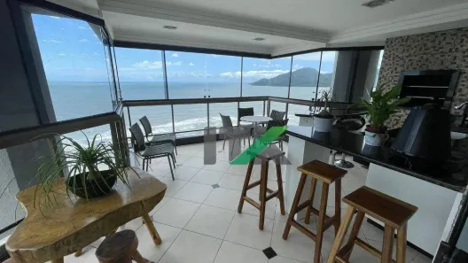 Apartamento com 4 Quartos para alugar, 145m² no Centro, Balneário Camboriú