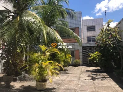 Casa com 3 Quartos à venda, 363m² no José Bonifácio, Fortaleza