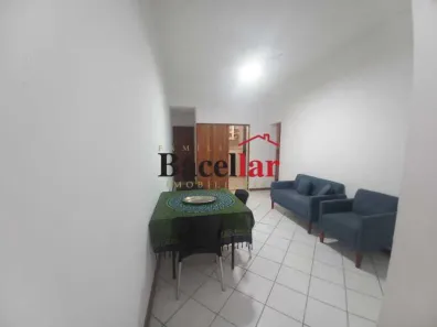 Apartamento com 2 Quartos à venda, 75m² no Copacabana, Rio de Janeiro