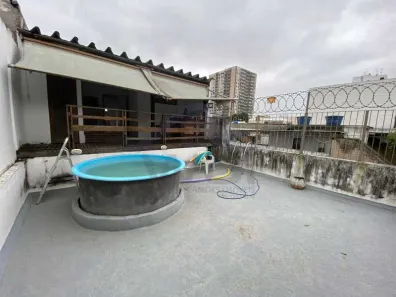 Casa com 3 Quartos para alugar, 286m² no Maracanã, Rio de Janeiro