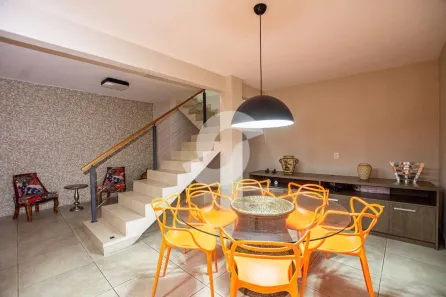 Casa de Condomínio com 4 Quartos à venda, 264m² no Badu, Niterói